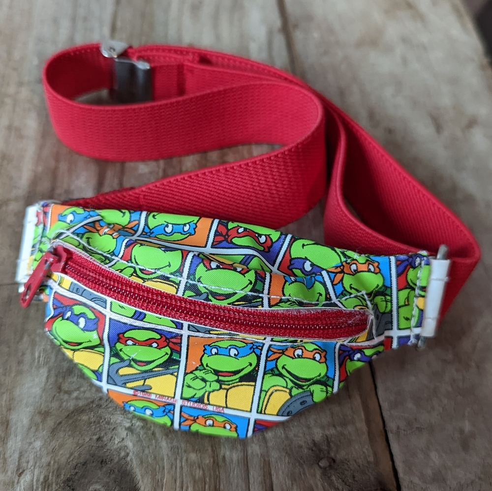 Vintage 1988 Teenage Mutant Ninja Turtles TMNT Kids coin purse/mini fanny pack